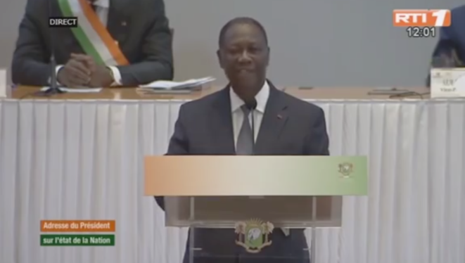 Le président ivoirien Alassane Ouattara devant le Congrès jeudi 5 mars et en direct à la télévision. © Capture d'écran