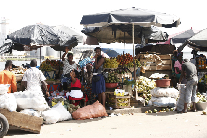 Dans un marché d’Abidjan, en mai 2014 (illustration).